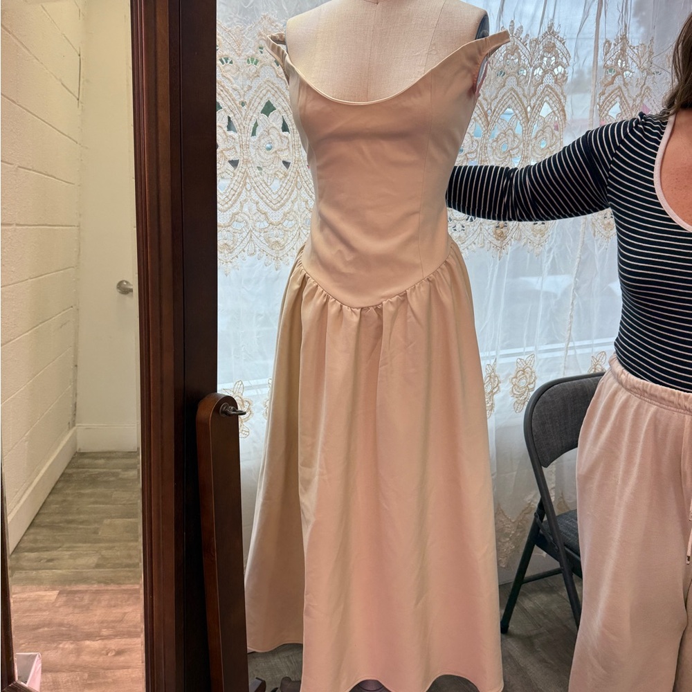 PrettyLittleThing Cream Maxi Dress
